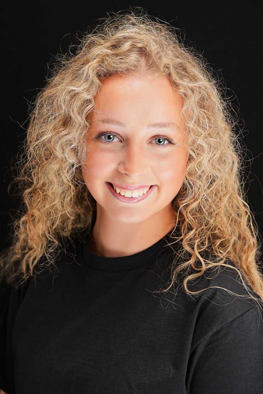 Mixed Portrait Session - 14th June 2026 | 250916_182431_ON1.jpg